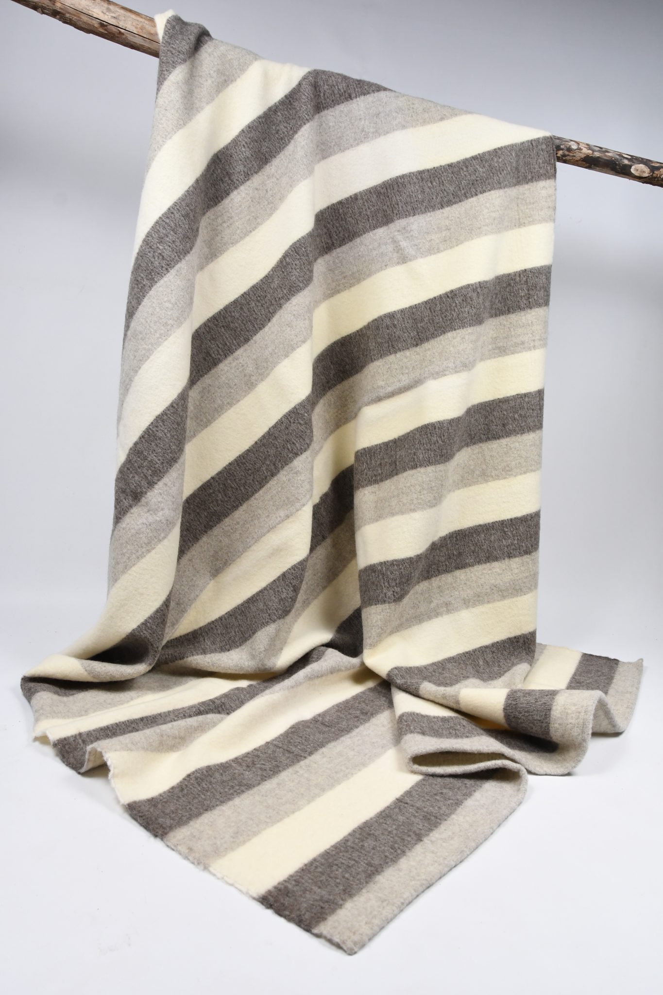 PLAID LAINE FLEURS - Blanc cassé France