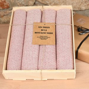 coffret 4 serviettes de table médaillon rouge