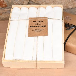 coffret cadeau 6 serviettes de table médaillon blanc