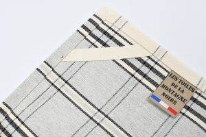 torchon-cuisine-a-suspendre-carreaux-gris