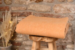 Plaid pure laine uni Jaune Ocre